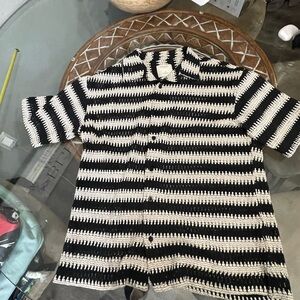 Modern Lux Black and White Striped Casual Button Down Shirt